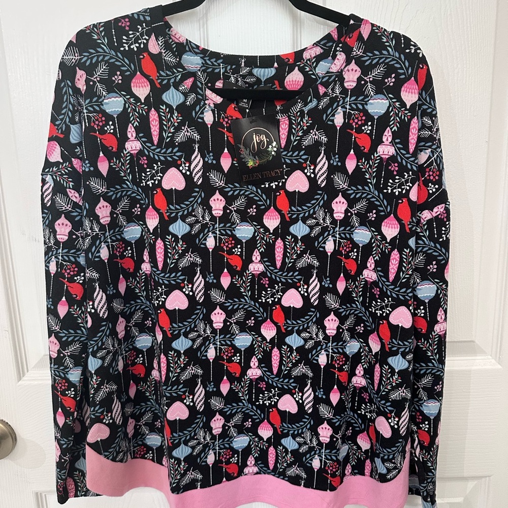 Ellen Tracy Black and Pink Graphic Long Sleeve Hoodie